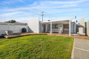 The Olive Corner- Martinborough Holiday Home